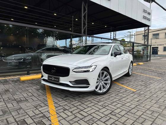 VOLVO S90 2.0 T8 HYBRID INSCRIPTION AWD GEARTRONIC VOLVO S90 2.0 T8 HYBRID INSCRIPTION AWD GEARTRONIC